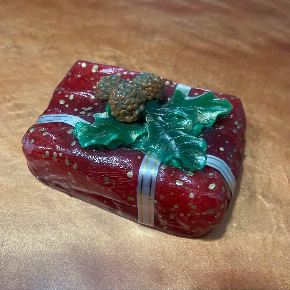 Vintage Lillian Vernon Leadless Candle Holiday package gift Green Leaves Italy - Picture 1 of 11